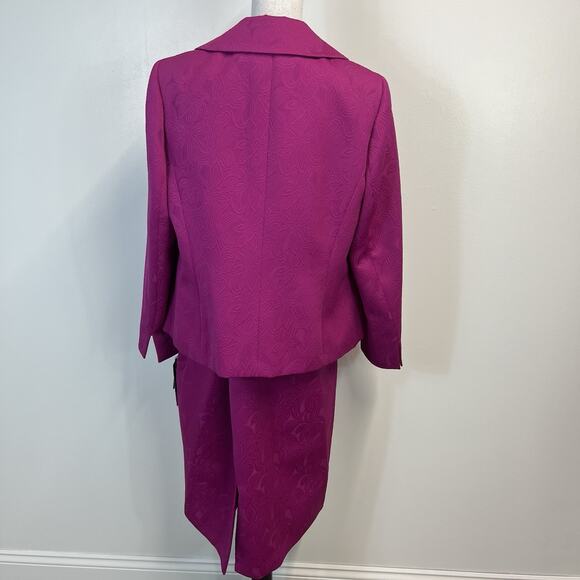 Le Suit Woman Skirt Suit Plus size 14W Pink Vienna Berry Embossed Career Wedding - Picture 7 of 13